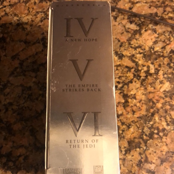 Collectors - STAR WARS Trilogy Box set - New condition! - Picture 5 of 15